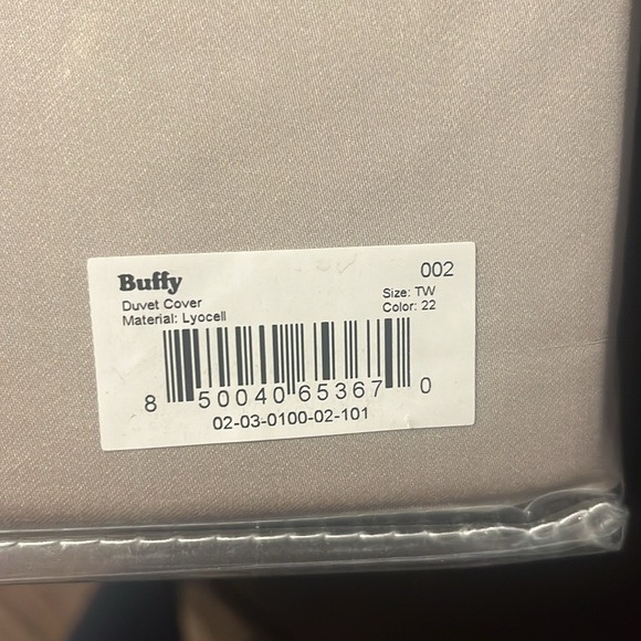 Buffy Breeze cooling duvet cover twin/twin XL color Oyster - Picture 3 of 7